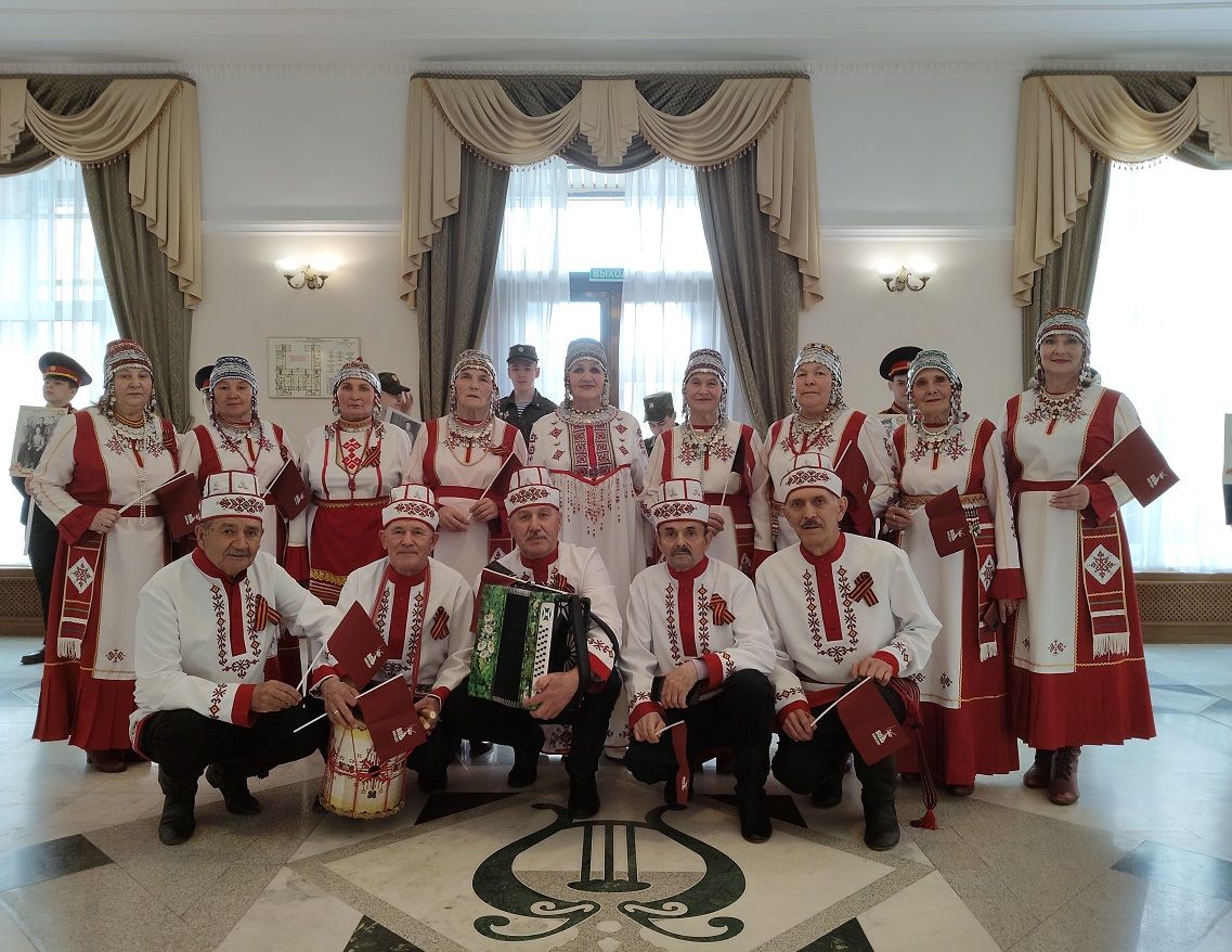 Ветерансем пурнăçра та, сцена çинче те малта