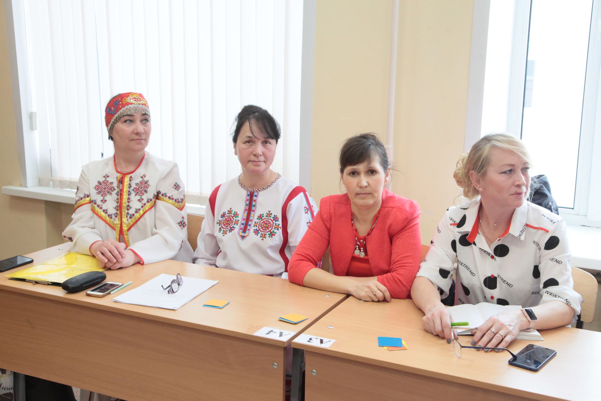 Вӗрентекенсем  Çырчаллинче пуçтарăнӗç