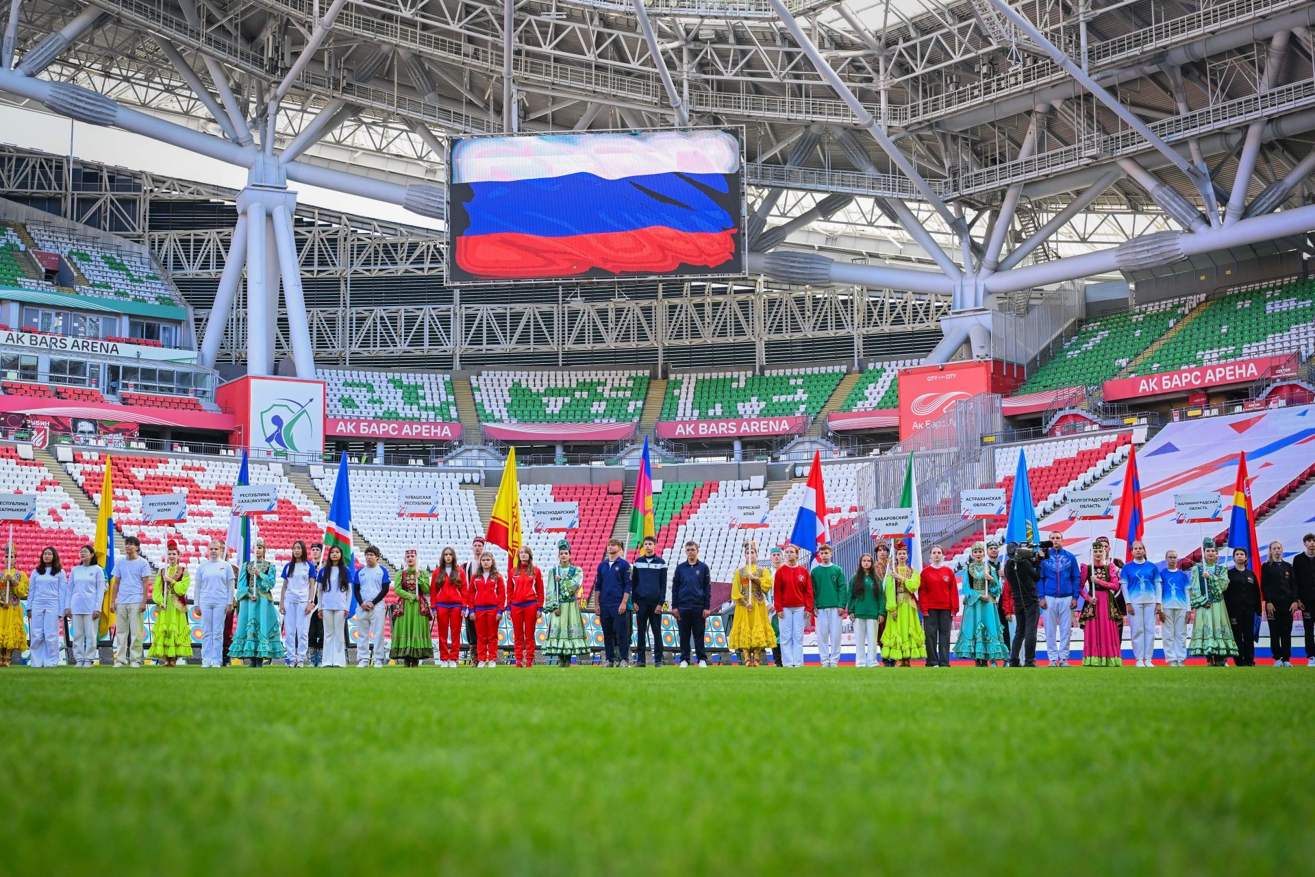Хусанта паян Ухӑпа перессипе Пӗтӗм Раççейри ӑмӑртусем пуçланчӗç