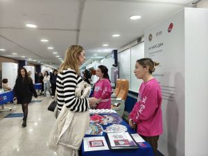 35 çул ӗç шыракансемпе ӗç сӗнекенсене пулăшаççӗ