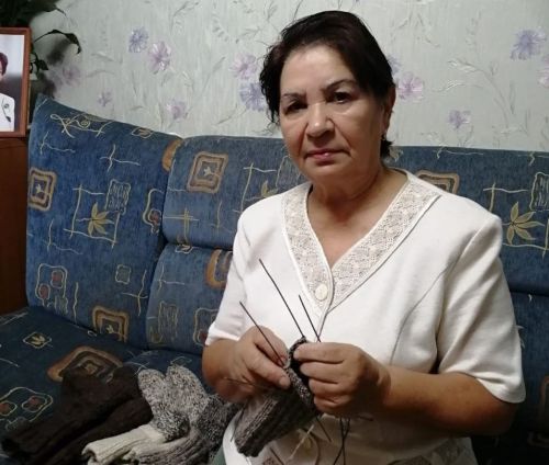 Тутарстанри Чăваш хӗрарăмӗсен союзӗ ятарлă çар операцине хутшăннисене Çӗнӗ çул парни туса çăм чăлха çыхса парасшăн