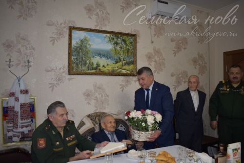 Аксу районӗнче пурăнакан вăрçă ветеранӗ Елисей Тимирясов 100 çул тултарчӗ