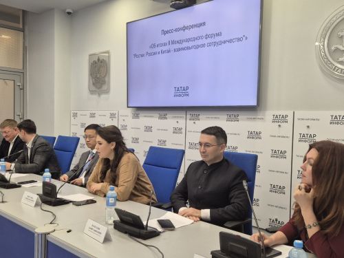 Китай делегацийӗ ыйтнипе «РОСТКИ» форум тепӗр çул август уйăхӗнче иртет