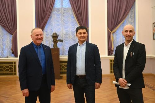Абаканран Хусана хӗрӳллӗ салампа