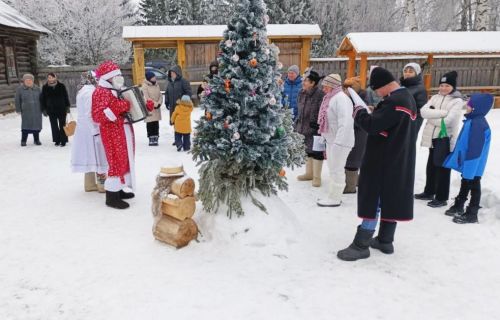 Хӗл Мучи резиденцийӗ хӑнасене кӗтет