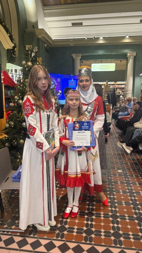 Степановсен çемйи чăваш юмахӗпе паллаштарнă