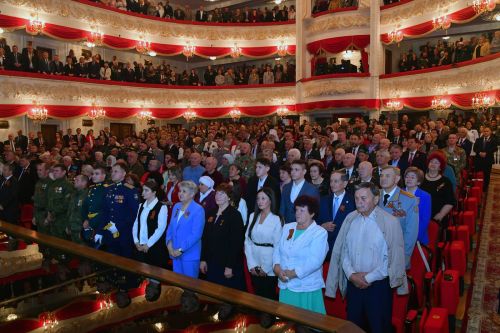 Рустам Минниханов: Ҫӗнтерӳ кунӗ - пӗтӗм халӑх уявӗ»