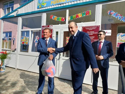 В школе села Новое-Ильмово Дрожжановского района прозвенел первый звонок для 42 учащихся