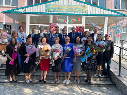 В школе села Новое-Ильмово Дрожжановского района прозвенел первый звонок для 42 учащихся