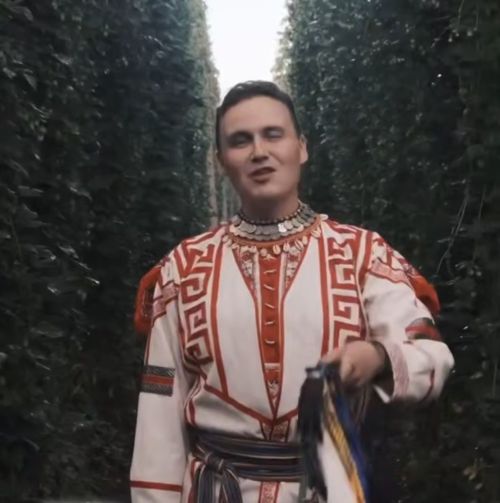 Паллă фольклорист Элтияр Александров кӗçех çӗнӗ юрăпа паллаштарӗ