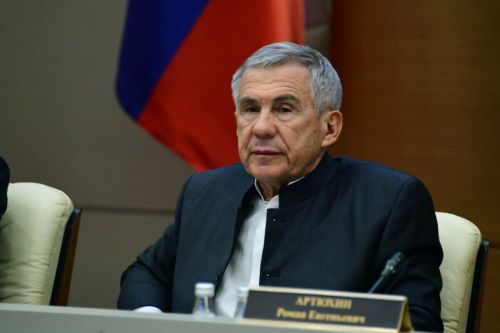 Рустам Минниханов Раштав уявӗнче хăрушсăрлăх йӗркисене çирӗплетме каланă
