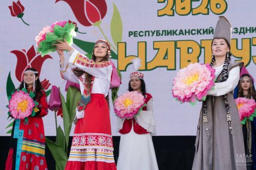 Чăваш пики Анастасия Иванова «Науруз гузеле – 2026» конкурсра «Мисс Хавхалану» номинацире çӗнтерчӗ