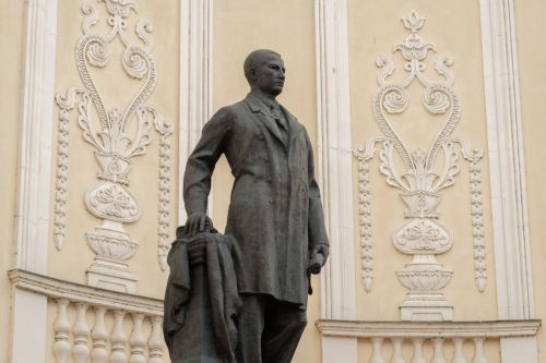 Депутатсем Габдулла Тукай сăввине вулаççӗ