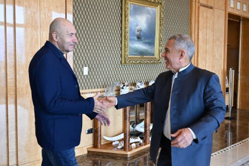 Рустам Минниханов Игорь Крутойпа тӗл пулнă