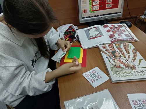 Вышивка объединяет: в Нурлатском районе реализуется  проект «Нурлат многоликий»