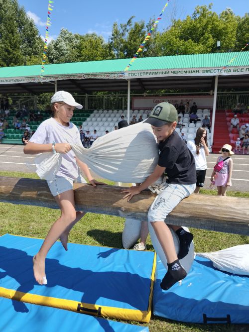 Çарăмсанпа Элкел районӗсенче Уяв иртрӗ