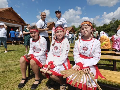 Çарăмсанпа Элкел районӗсенче Уяв иртрӗ