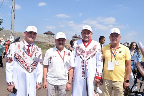 Аслă Уяв 2023