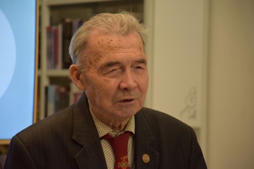 Юхма Мишшин «Шурçамка» кӗнекин хăтлавӗ