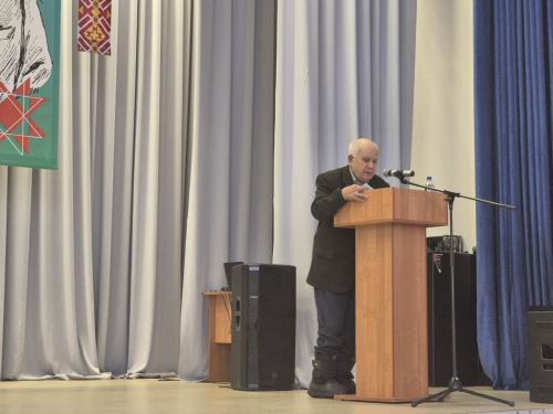 Валентин Урташ çуралнăранпа 100 çул çитрӗ