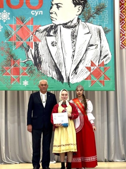 Валентин Урташ çуралнăранпа 100 çул çитрӗ