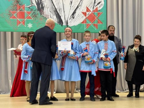 Валентин Урташ çуралнăранпа 100 çул çитрӗ