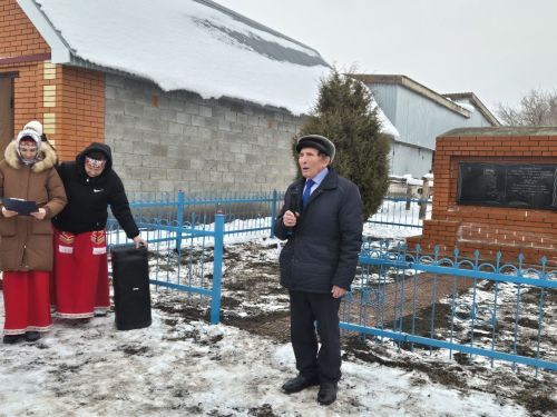 Валентин Урташ çуралнăранпа 100 çул çитрӗ