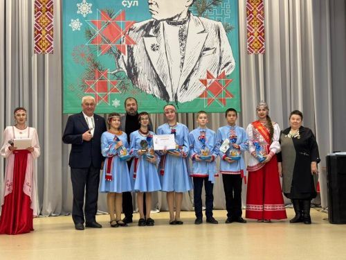Валентин Урташ çуралнăранпа 100 çул çитрӗ