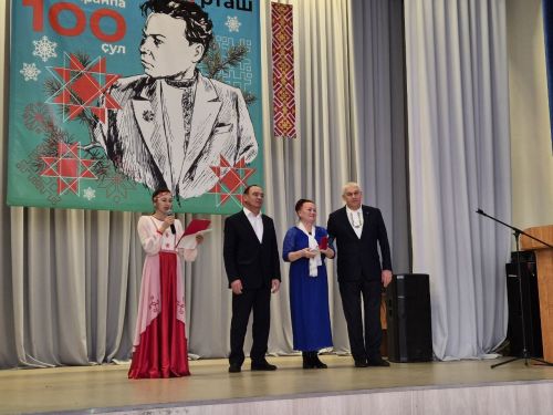 Валентин Урташ çуралнăранпа 100 çул çитрӗ