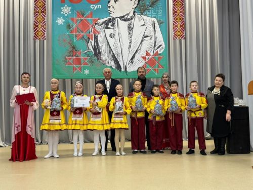 Валентин Урташ çуралнăранпа 100 çул çитрӗ