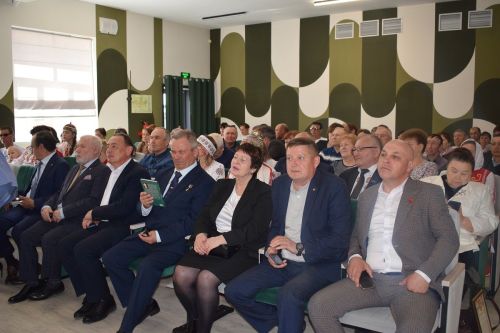 Пăва хулинче И.Я. Яковлевăн палăкӗ уçăлчӗ