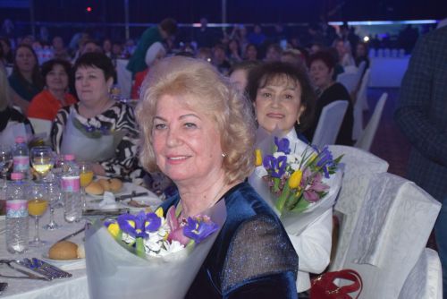Конкурс: "Женщина года. Мужчина года: Женский взгляд"