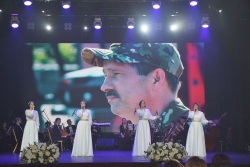 Конкурс: "Женщина года. Мужчина года: Женский взгляд"