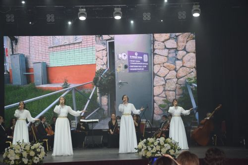 Конкурс: "Женщина года. Мужчина года: Женский взгляд"