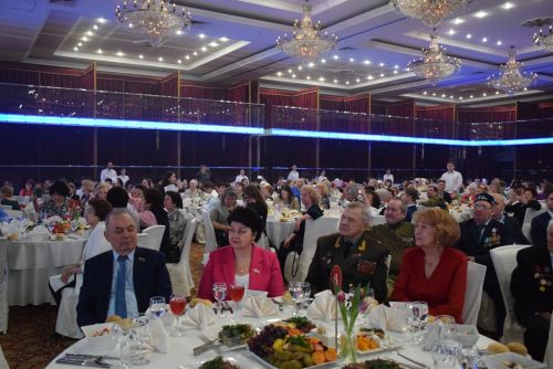 Конкурс: "Женщина года. Мужчина года: Женский взгляд"