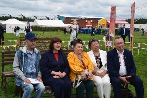 Уяври литература фестивалӗнче