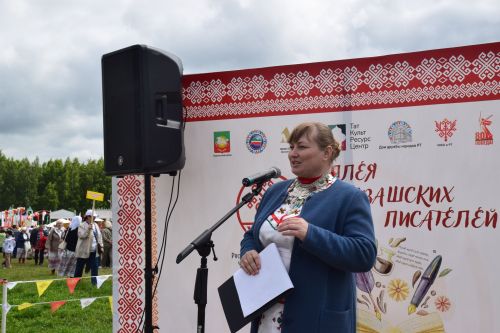 Уяври литература фестивалӗнче