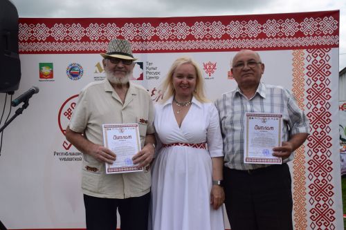 Уяври литература фестивалӗнче