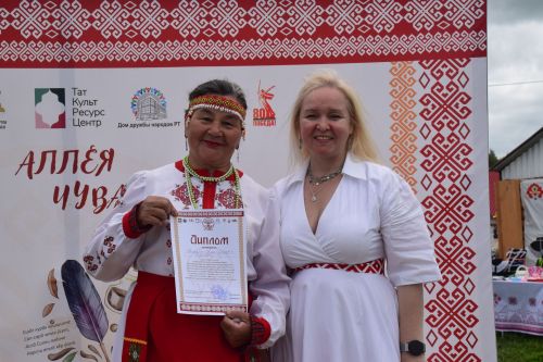 Уяври литература фестивалӗнче