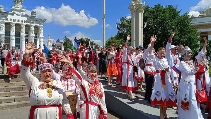 Июнӗн 15-мӗшӗнче Мускаври ВДНХра чăваш Акатуйӗ иртрӗ