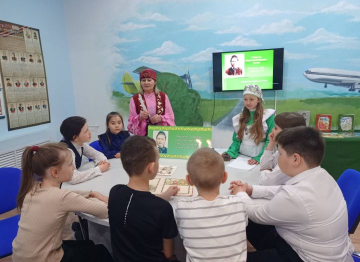 Тукай юмахӗсен тыткăнӗнче