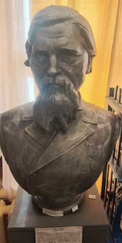 Бюст Моисея Тимофеев