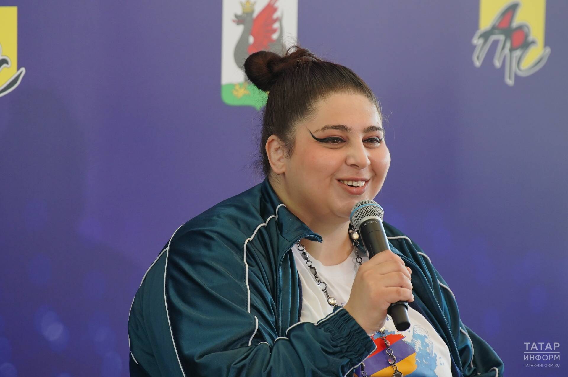 Победительница конкурса Флора Бачахчян