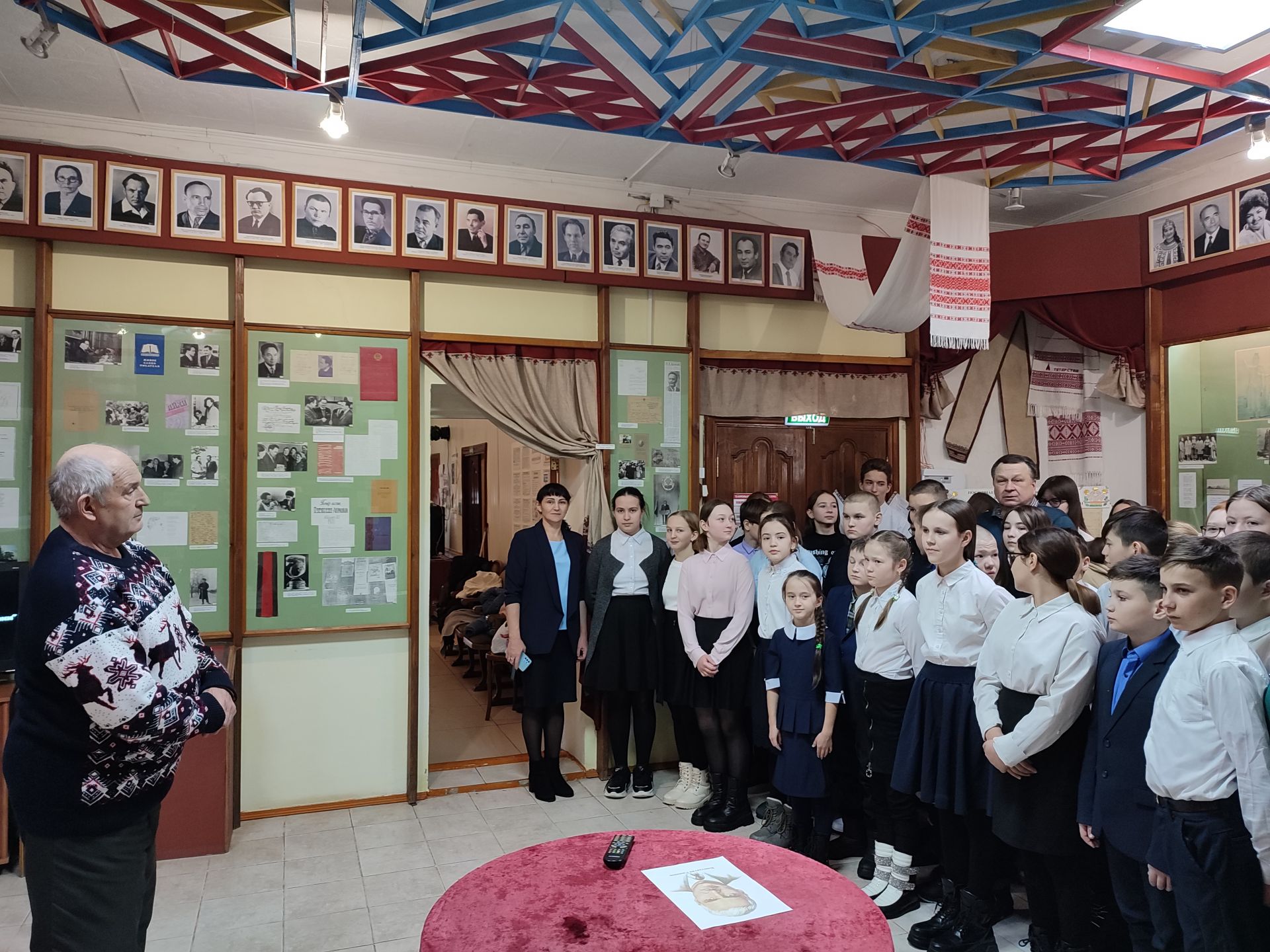 Афган çӗрӗнче, Украинăри ятарлă çар операцийӗнче пуç хунă ентешсене асра тытатпăр