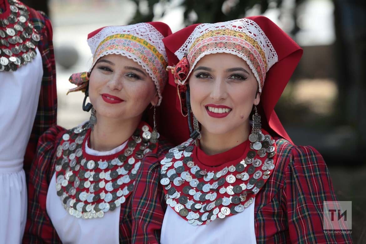 Çак кунсенче уйрăмах сапăр пулăр, пуринпе те туслă пурăнăр