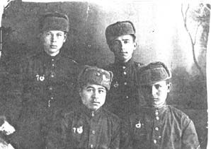 Петр Гаврилов-Меречен фронтовик-сăвăç çуралнăранпа паян 98 çул