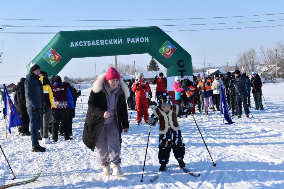 Аксура «Раççей йӗлтӗр йӗрӗ» ăмăртăва 500 ытла çын хутшăннă