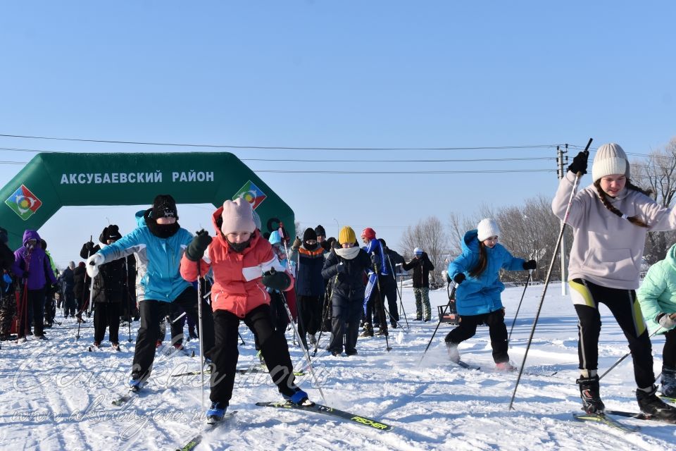 Аксура «Раççей йӗлтӗр йӗрӗ» ăмăртăва 500 ытла çын хутшăннă