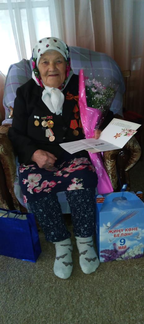 Поздравили тружениц тыла