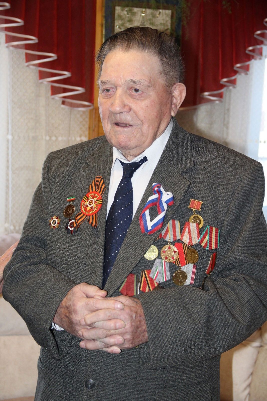 Рункăн 100 çулти  ветеранӗпе сывпуллашрӗç